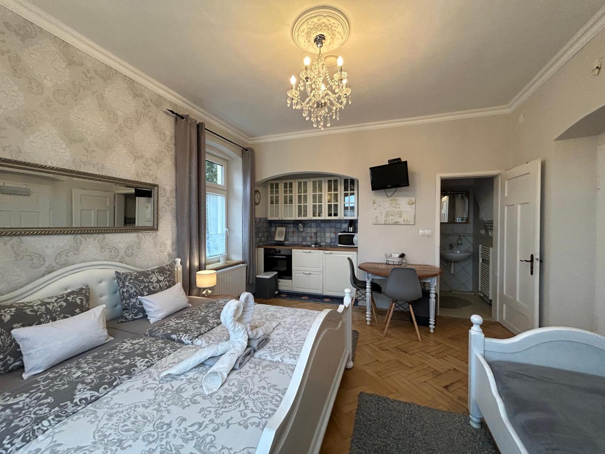 Apartmany Villa Magnolie Lipová-lázně Buitenkant foto