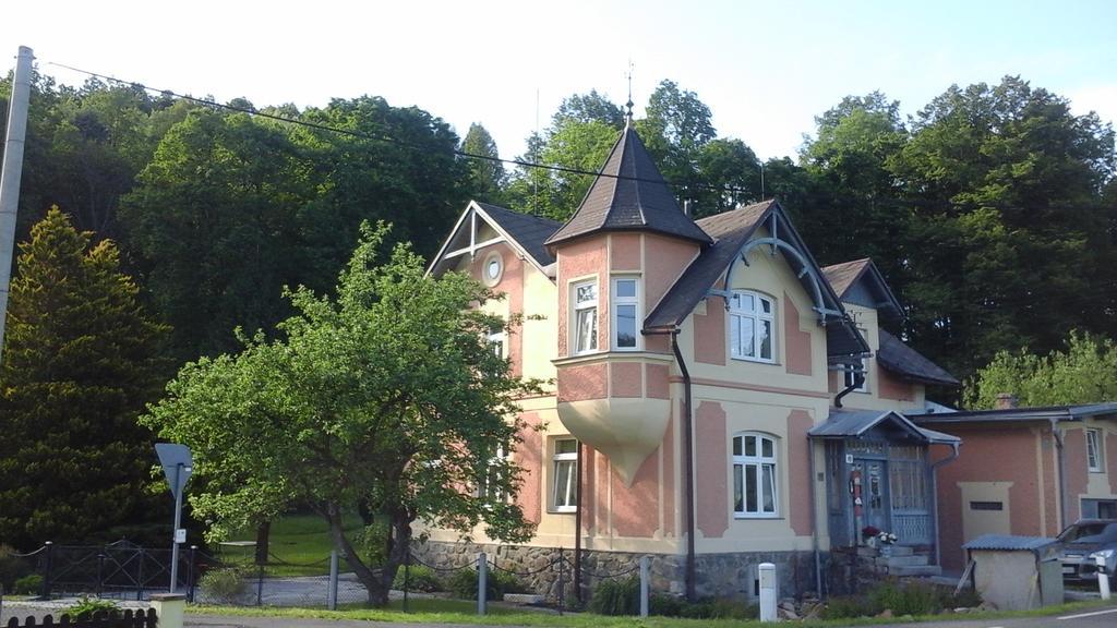 Apartmany Villa Magnolie Lipová-lázně Buitenkant foto